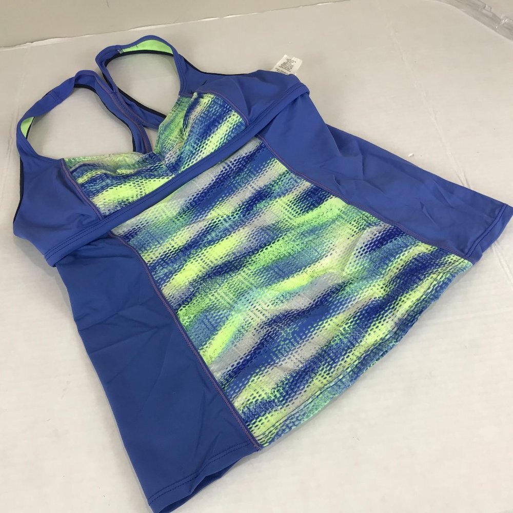 NIKE Swimsuit top only, Size M